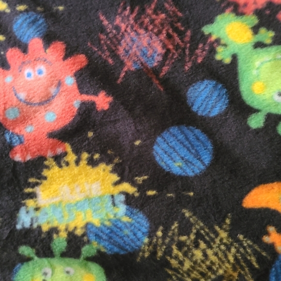 Little Monsters Blanket. - Picture 7 of 8